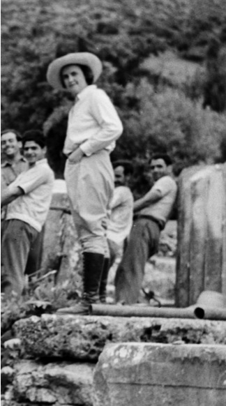 Phyllis Williams Lehmann working with the blocks of the Hieron in the 1960’s.